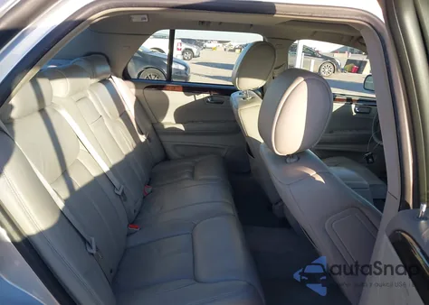 2009 Cadillac Dts 1Sd из США, поврежденный, VIN 1G6KD57Y19U147152